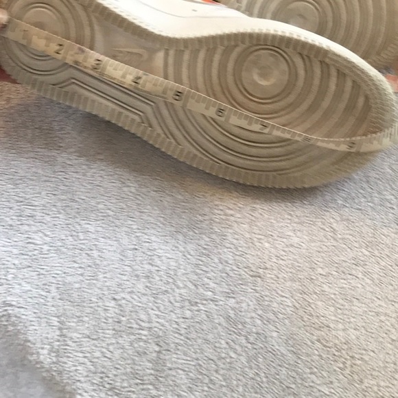 Kids Nike Chinese new year 2020. - Picture 8 of 9